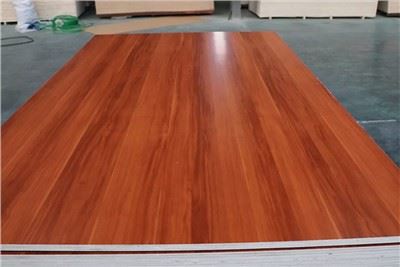 Překližka potažená melaminem